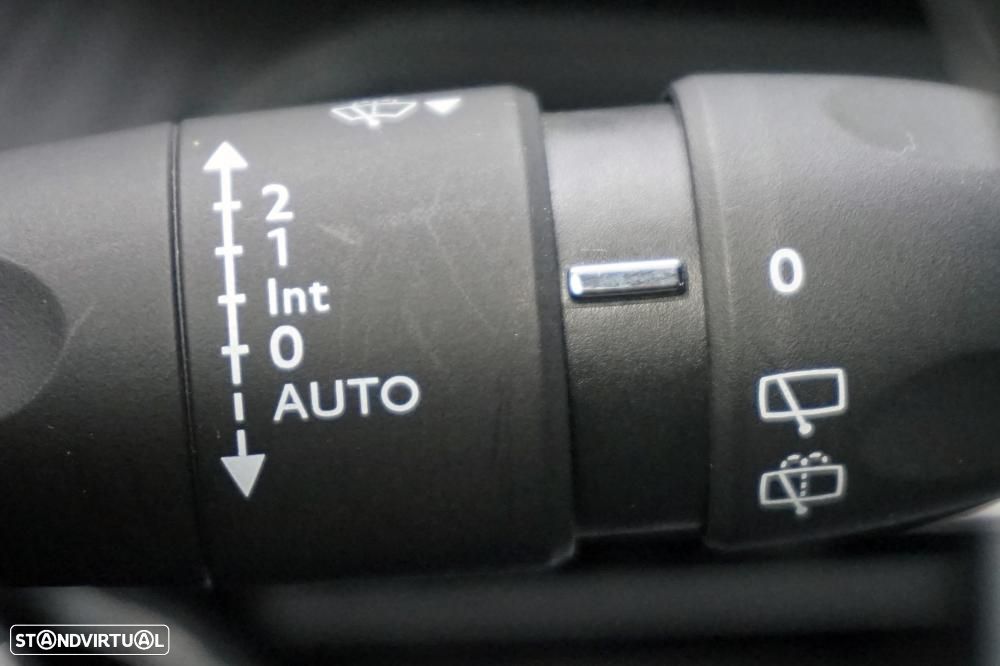 Peugeot 208 1.2 PureTech GT Line - 15