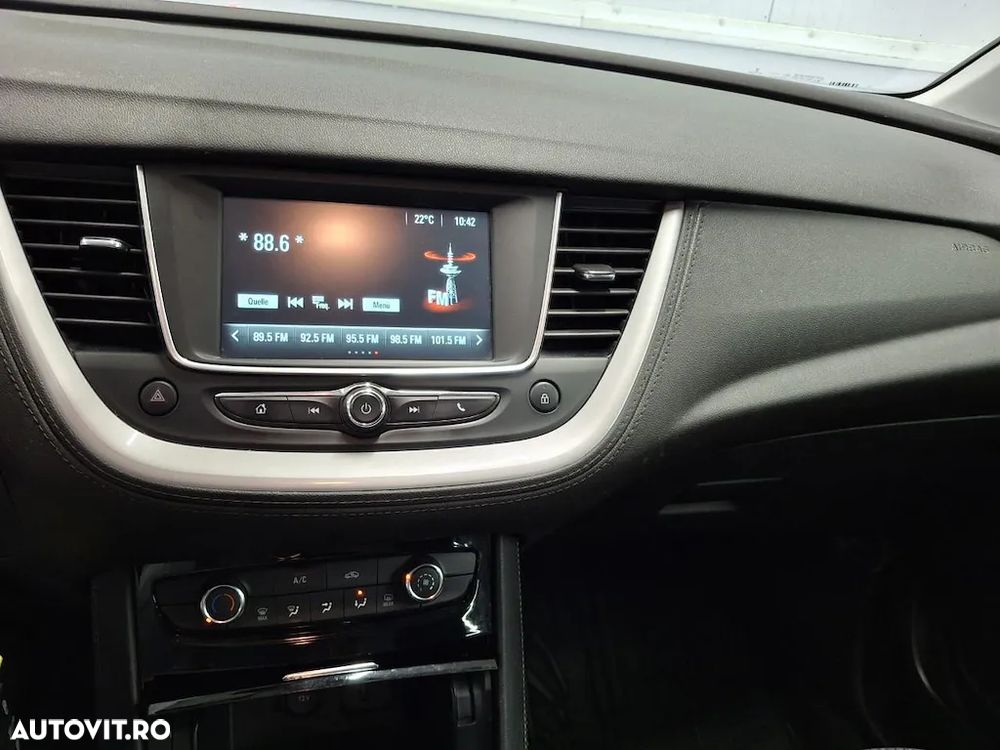 Opel Grandland X 1.5 D Start/Stop Business Edition - 7