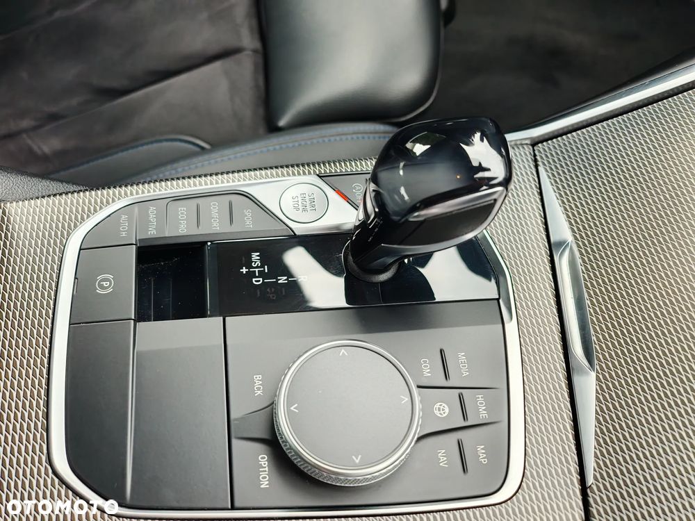 BMW Seria 3 330i M Sport sport - 14