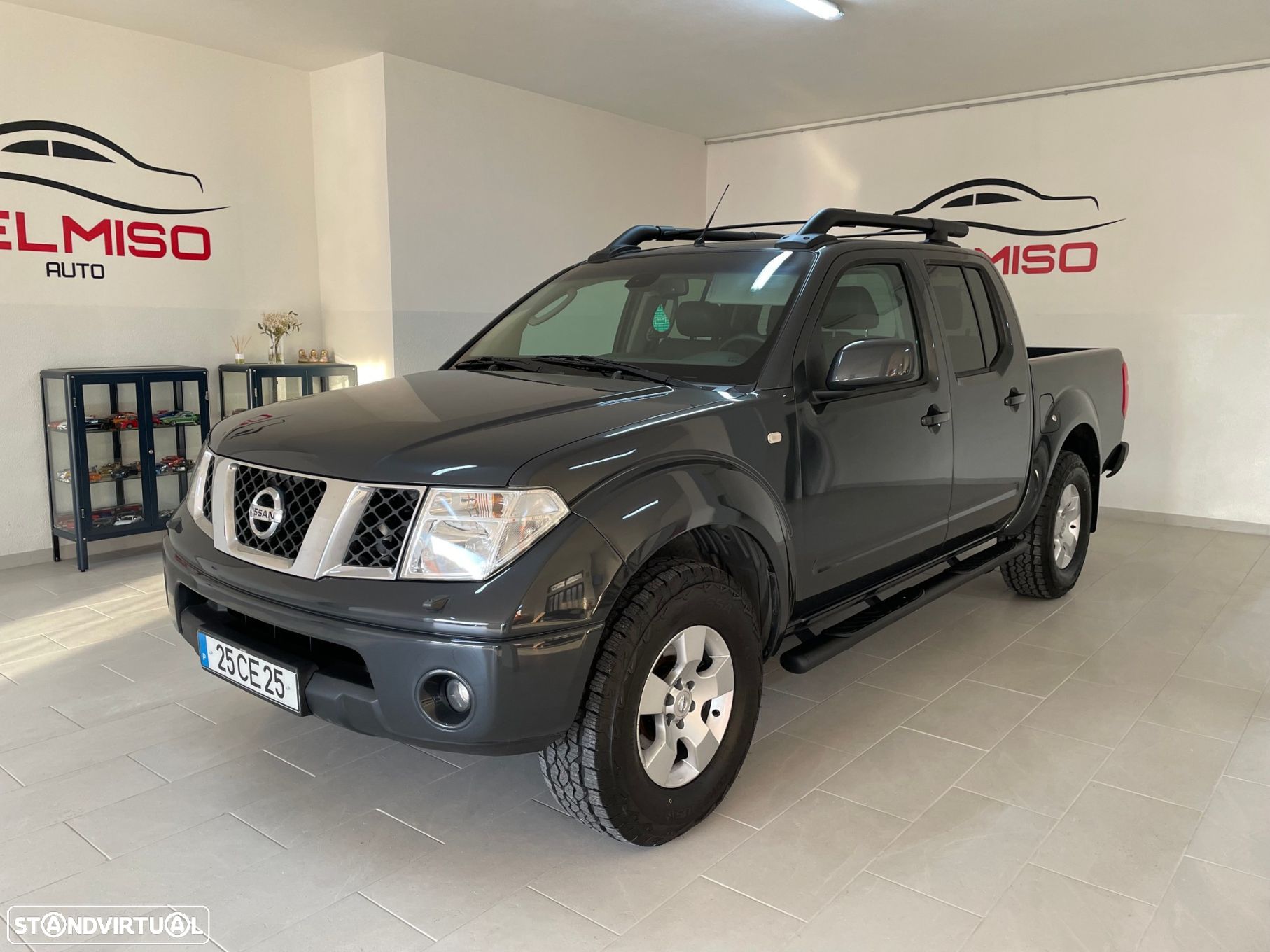 Nissan Navara 2.5 dCi CD LE - 1