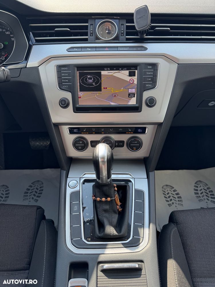 Volkswagen Passat 2.0 TDI SCR DSG BlueMotion Comfortline - 11