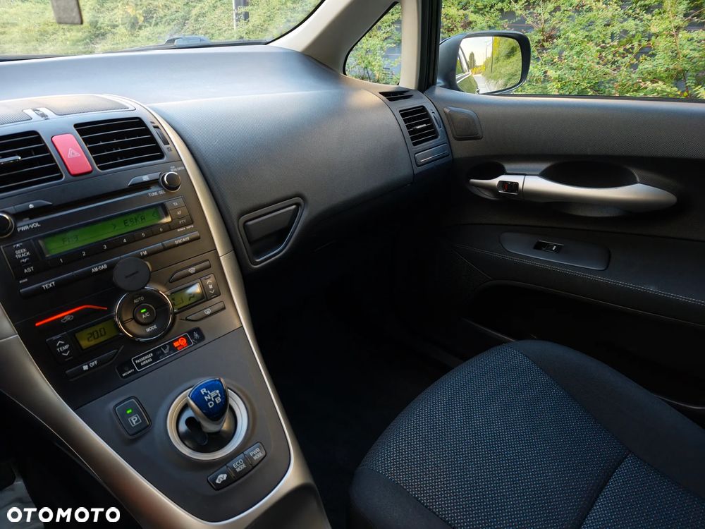 Toyota Auris - 32