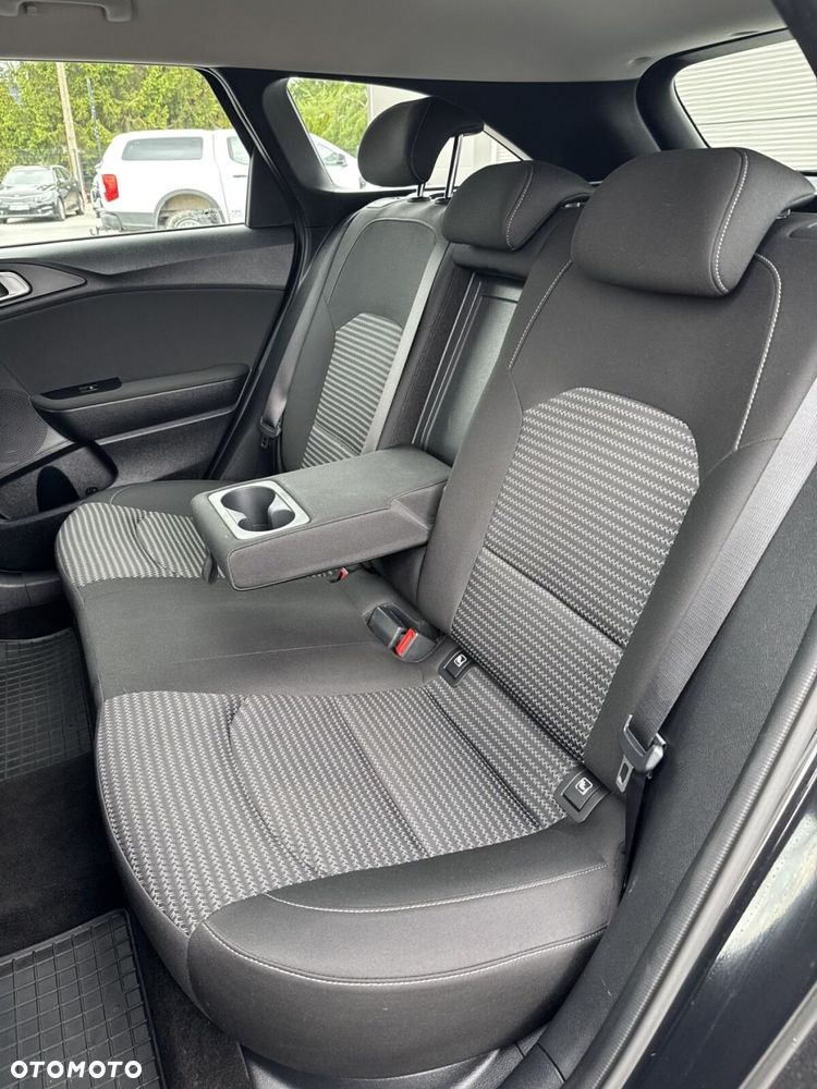 Kia Ceed 1.5 T-GDI M - 24