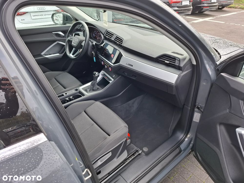 Audi Q3 Sportback - 12