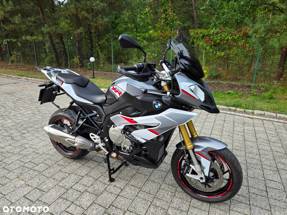 BMW XR - 10