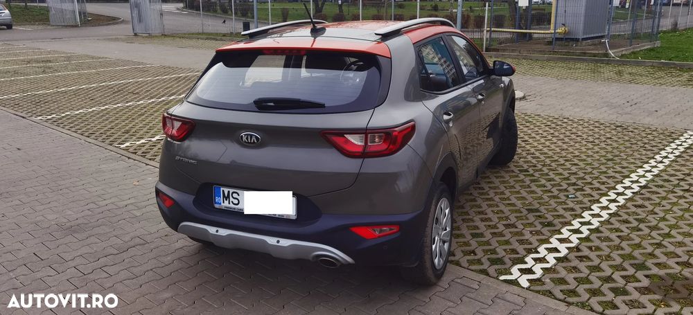 Kia Stonic 1.4 GSL Urban - 8
