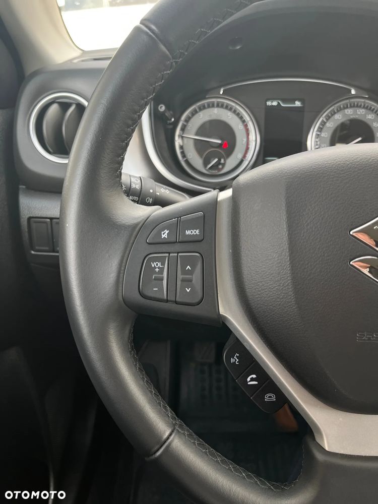 Suzuki Vitara 1.4 Boosterjet SHVS Premium 2WD - 9