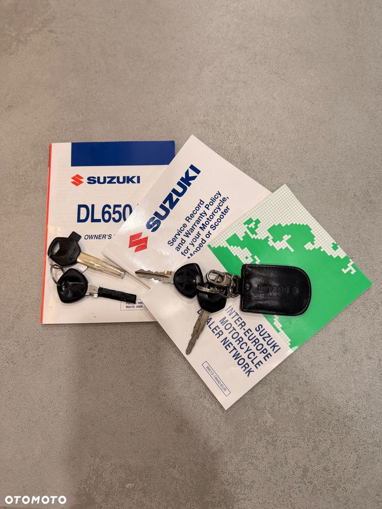 Suzuki DL - 17