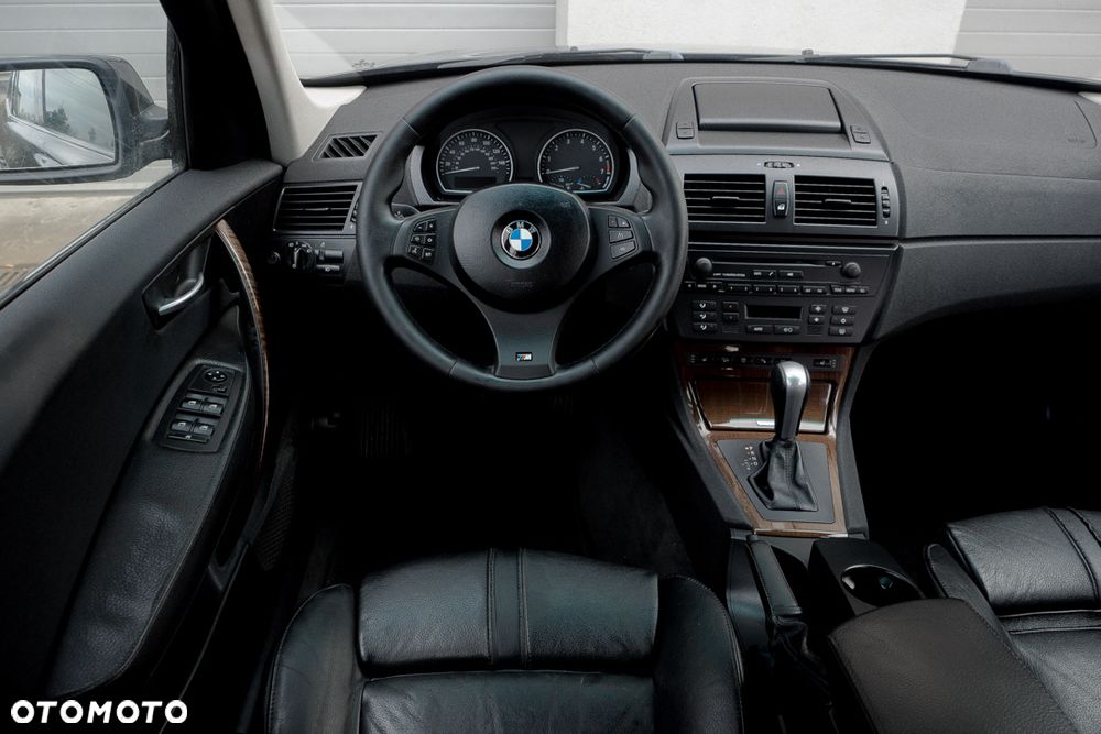 BMW X3 3.0i - 32