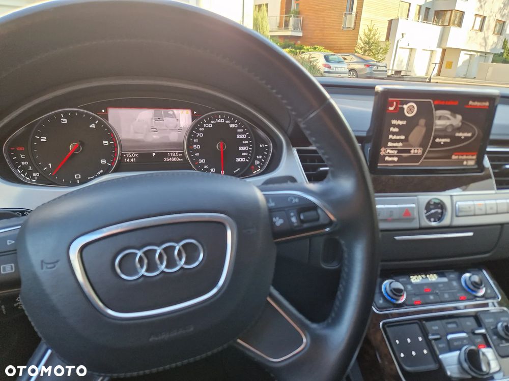 Audi A8 4.2 TDI Quattro - 17
