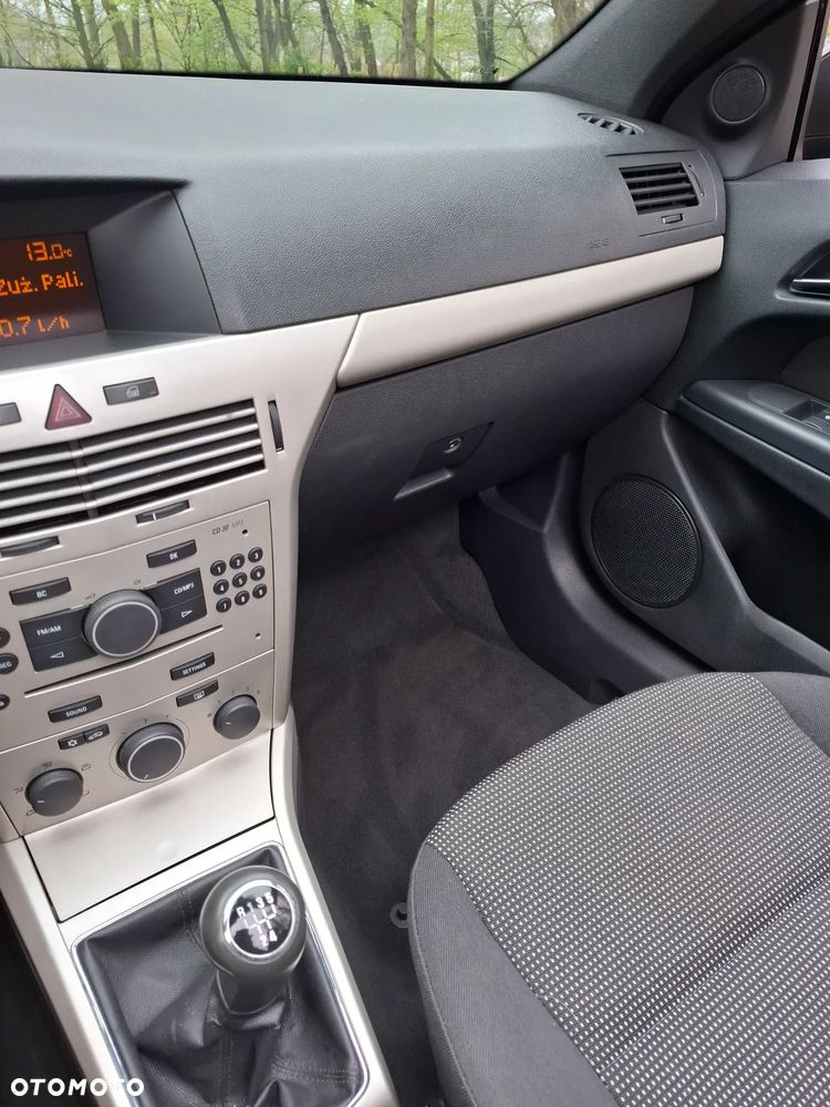 Opel Astra 1.8 Cosmo - 17