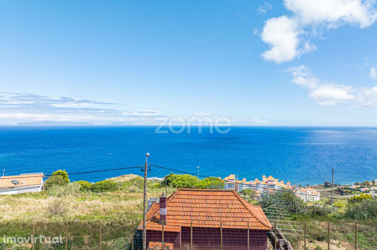 Moradia TérreaT1 para recuperar com terreno no Caniço, Santa Cruz - Grande imagem: 2/36