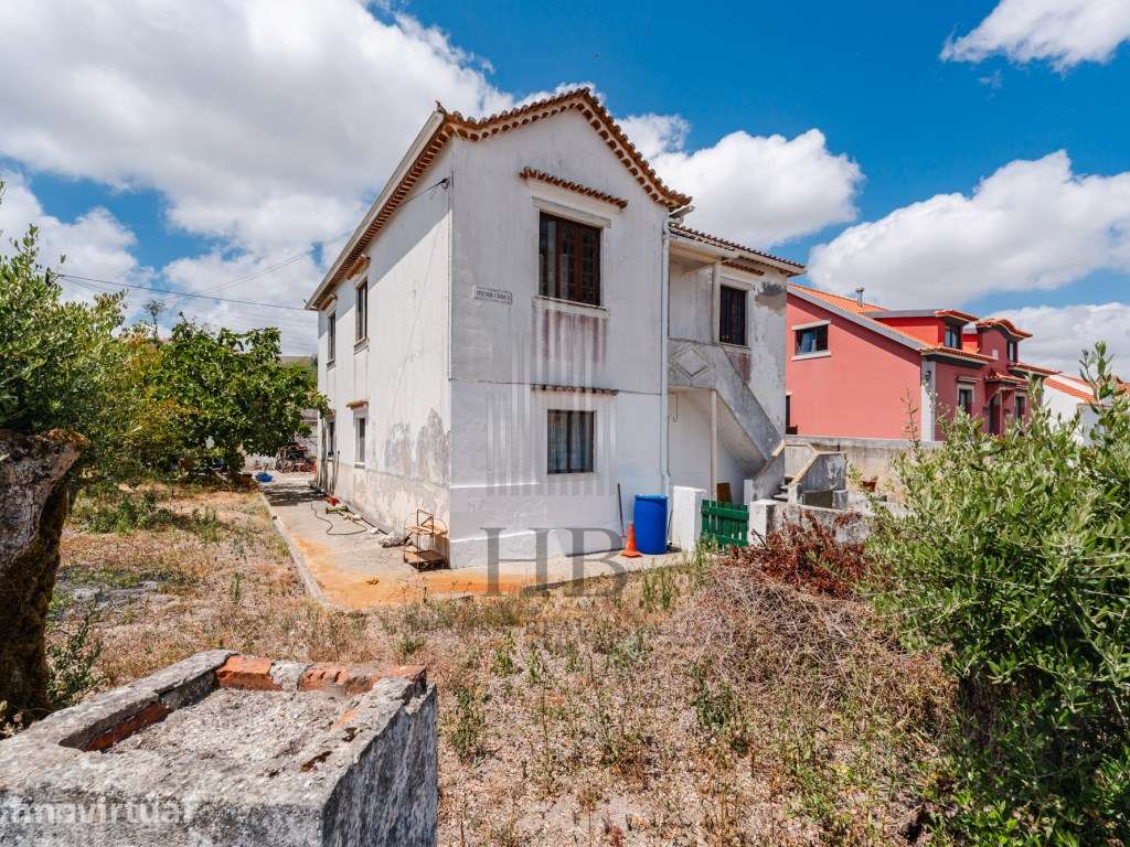 Moradia T7 Bi-Familiar | Venda do Pinheiro | Mafra - Grande imagem: 3/30