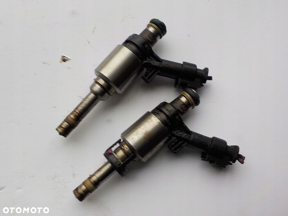 AUDI A3 II 8P 1.8 TFSI WTRYSKIWACZ 06H906036Q 0261500160 - 1