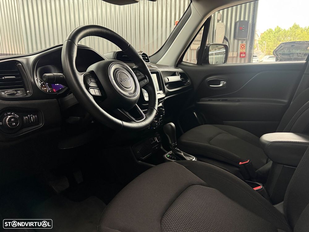 Jeep Renegade 1.3 T Night Eagle DCT - 11