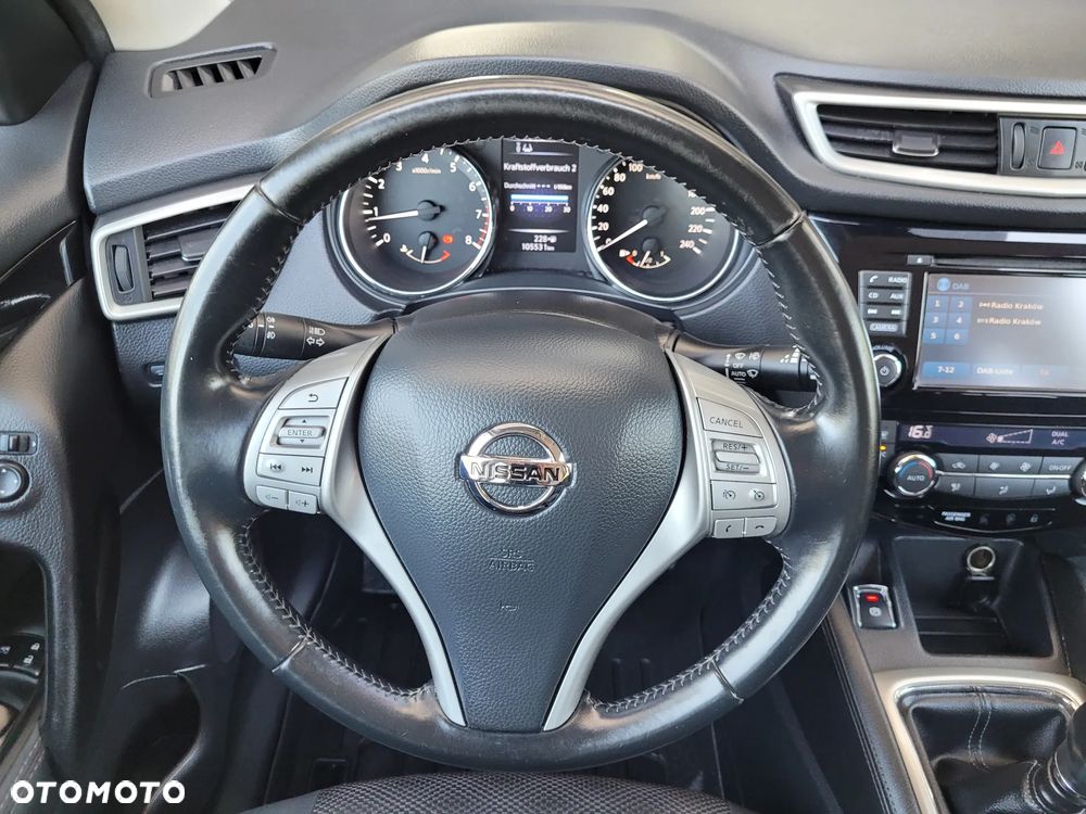 Nissan Qashqai 1.2 DIG-T Acenta EU6 - 23