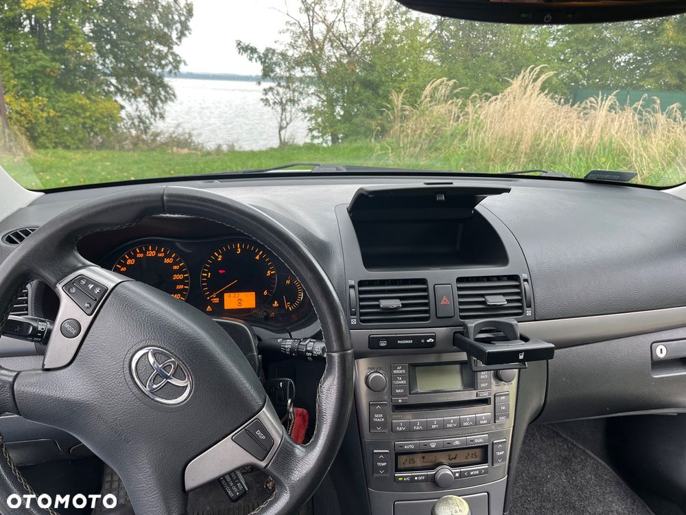 Toyota Avensis 2.2 D-4D Prestige - 17