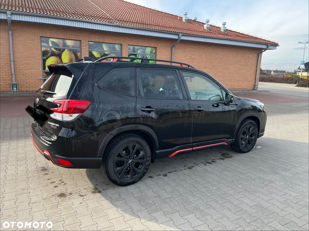 Subaru Forester 2.0i-L Platinum Black Edition EyeSight Lineartronic - 4