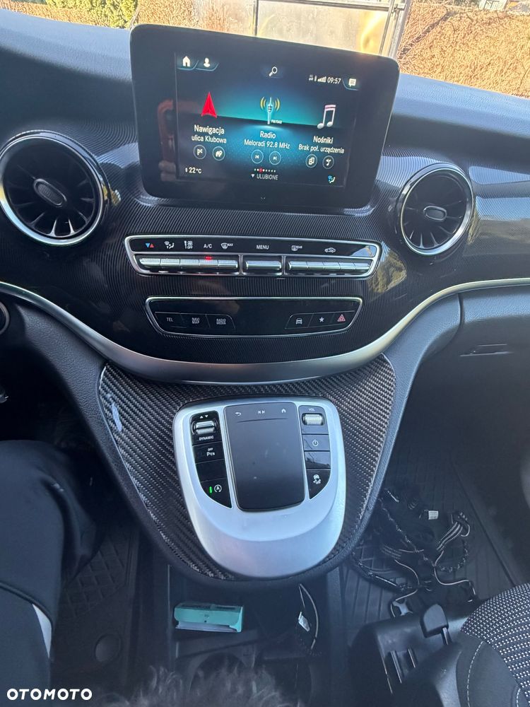 Mercedes-Benz Klasa V 250 d lang 4Matic 9G-TRONIC Edition 2021 - 9