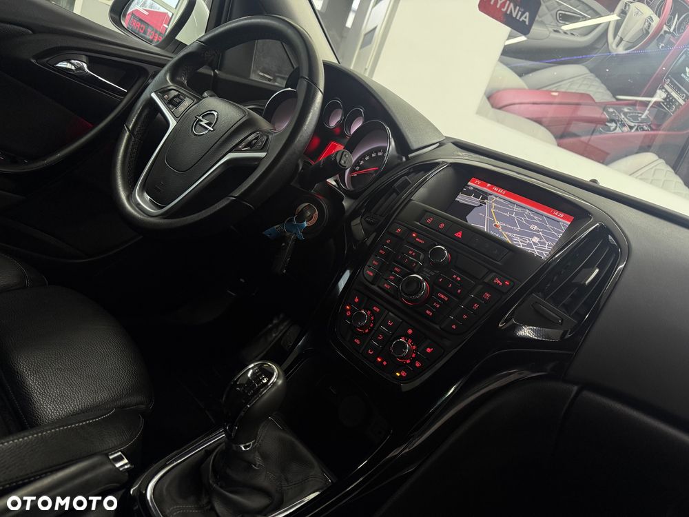 Opel Astra 1.6 CDTI Sport - 29