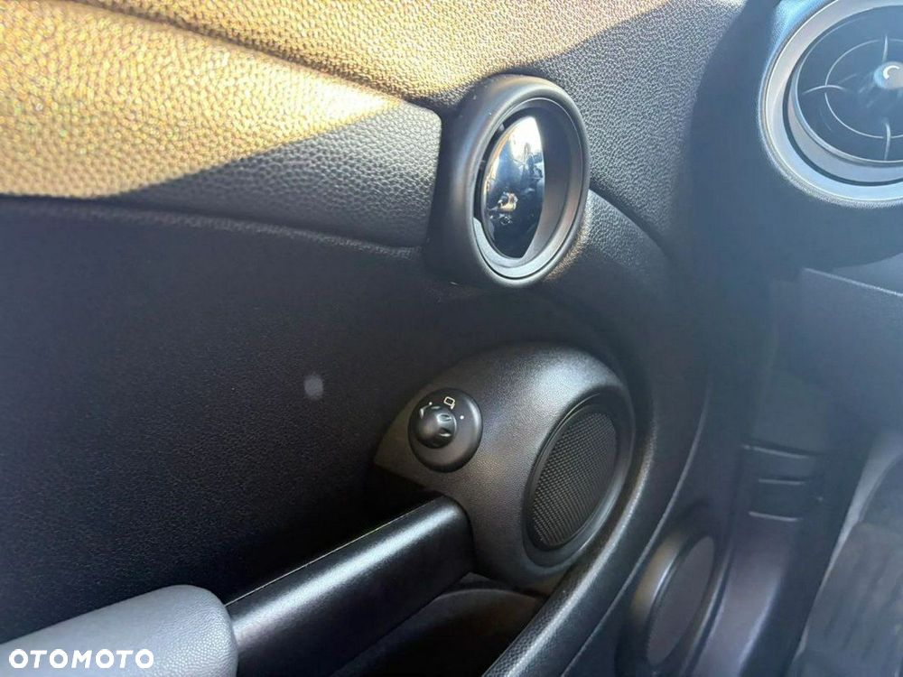 MINI Clubman One - 16