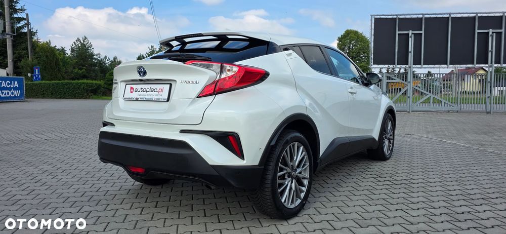 Toyota C-HR 1.8 Hybrid Neon Lime powered by JBL - 5