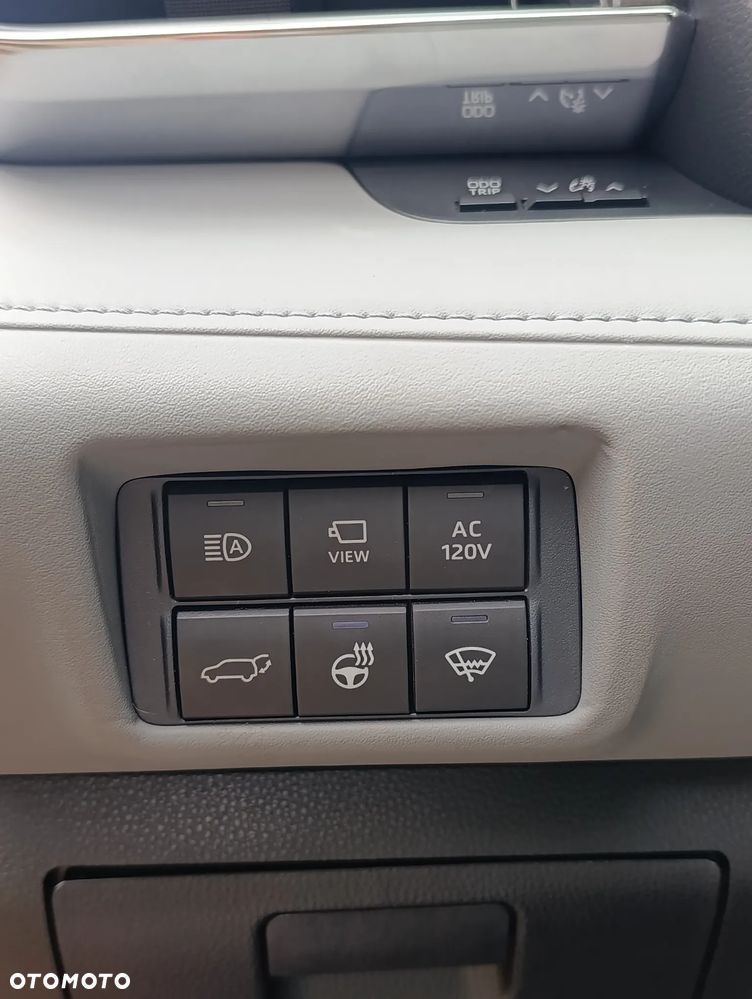 Toyota Highlander 2.5 Hybrid Executive - 13