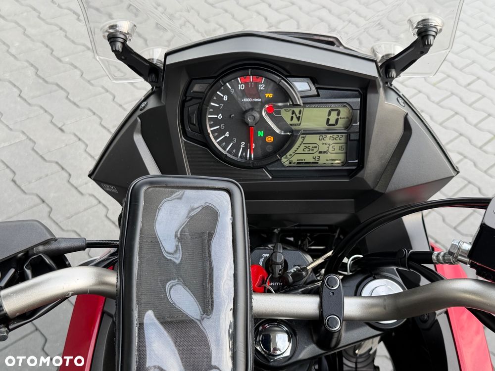 Suzuki V-STROM - 25