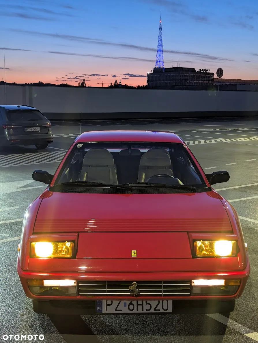 Ferrari Mondial - 12