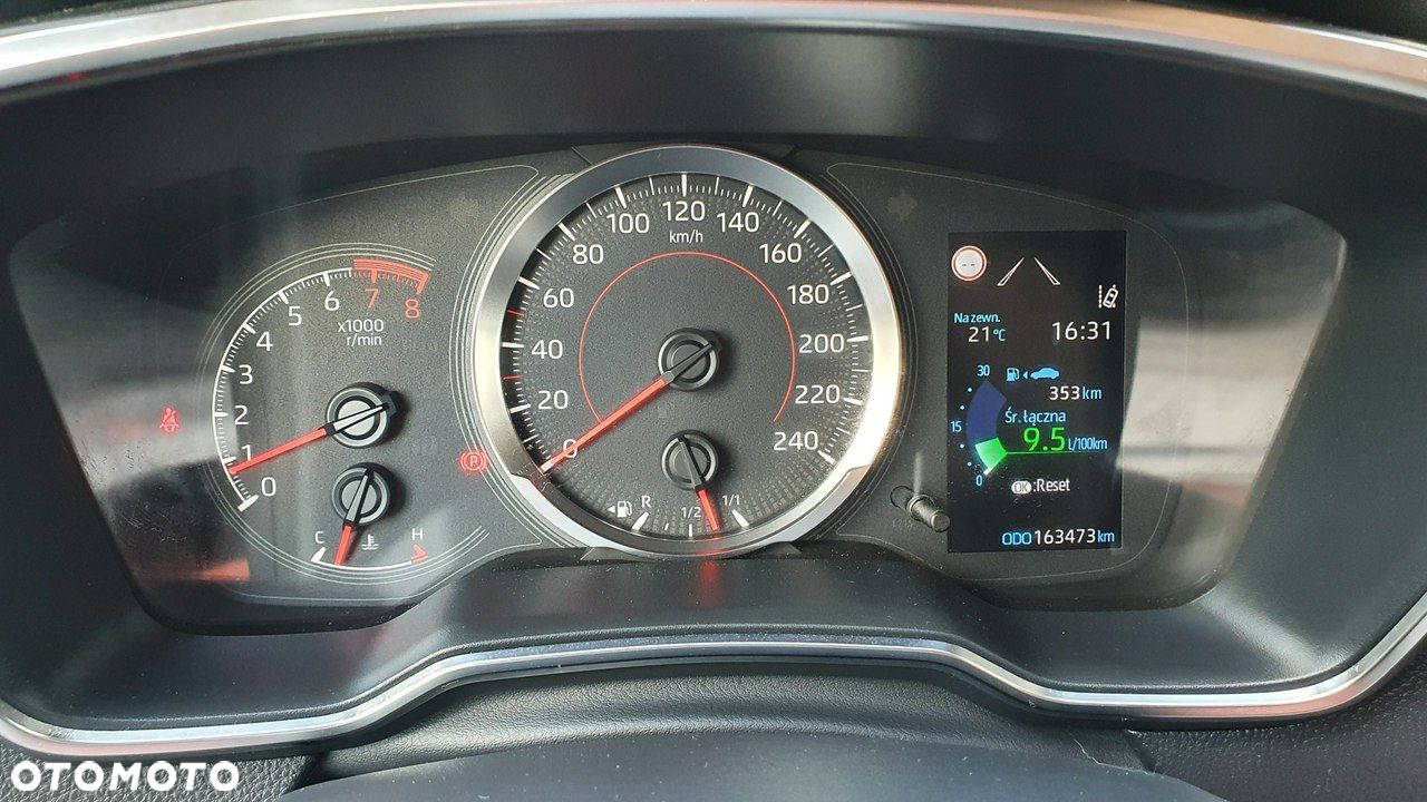 Toyota Corolla 1.6 Comfort - 26