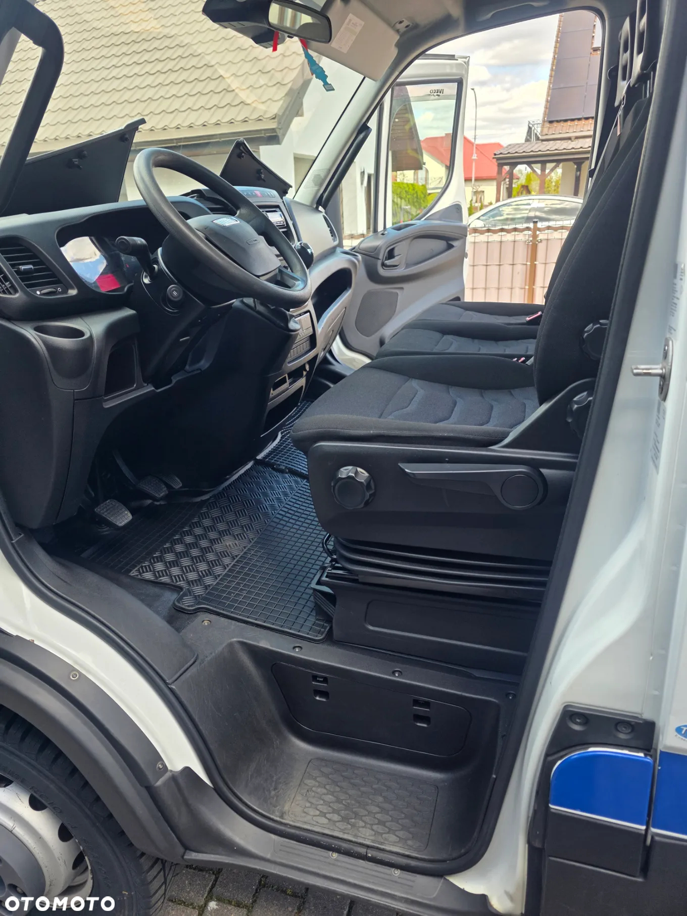 Iveco DAILY 65C15 - 13