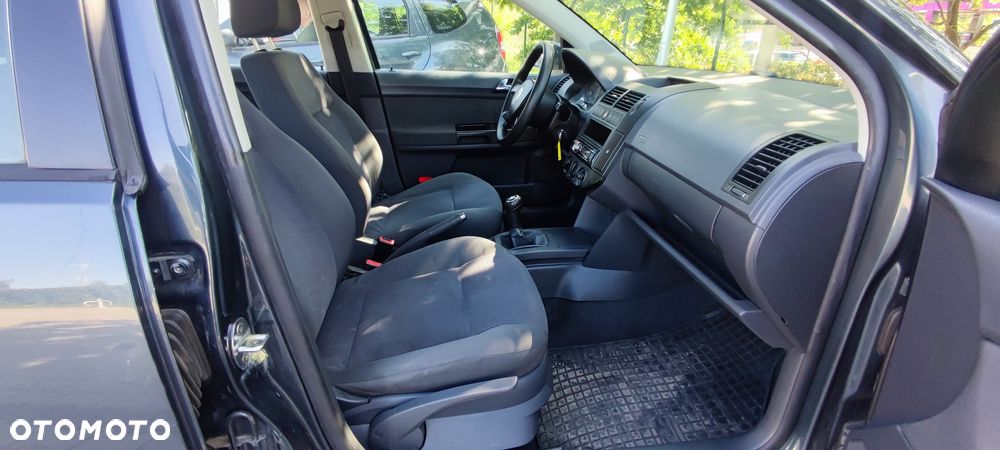 Volkswagen Polo 1.4 16V Highline - 11