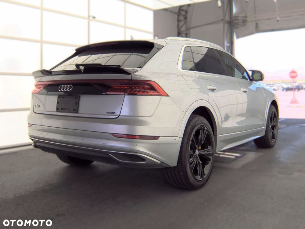 Audi Q8 55 TFSI mHEV Quattro Tiptronic - 5