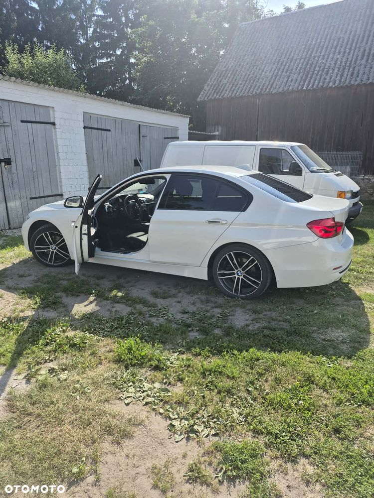 BMW Seria 3 318i - 6