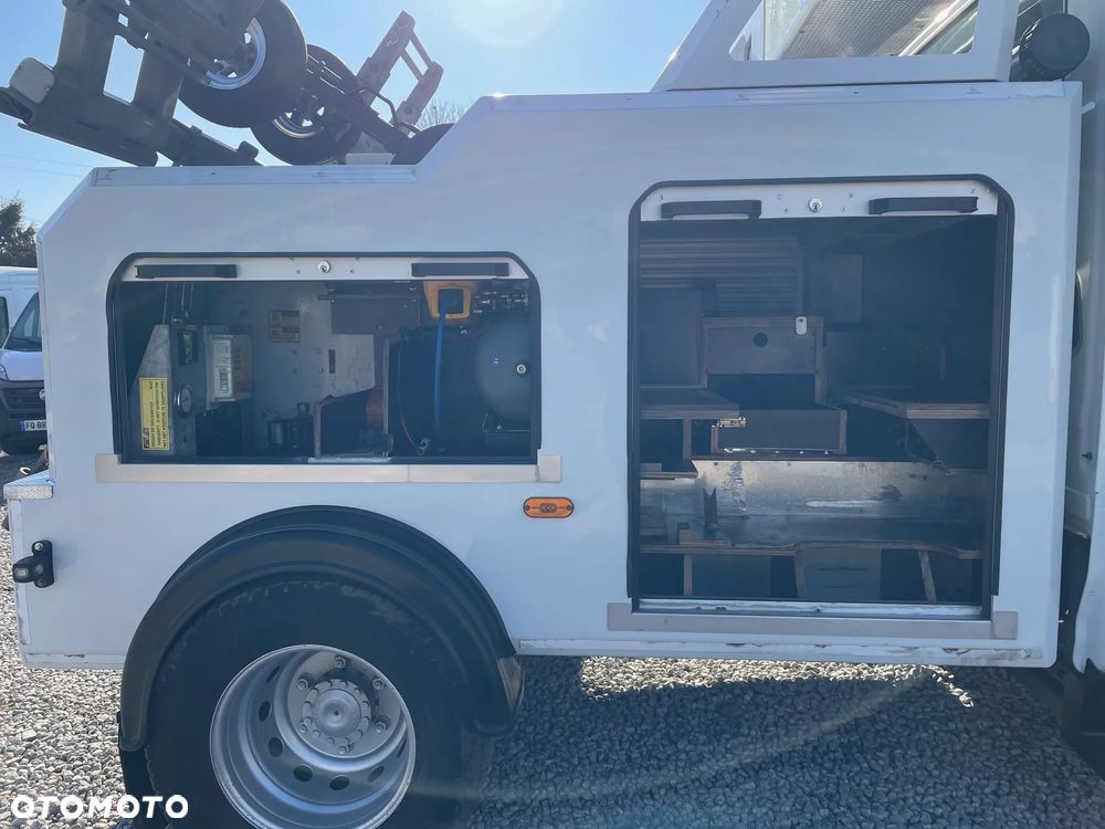Iveco Daily 70C17 Pomoc drogowa Holownik 2017r - 10