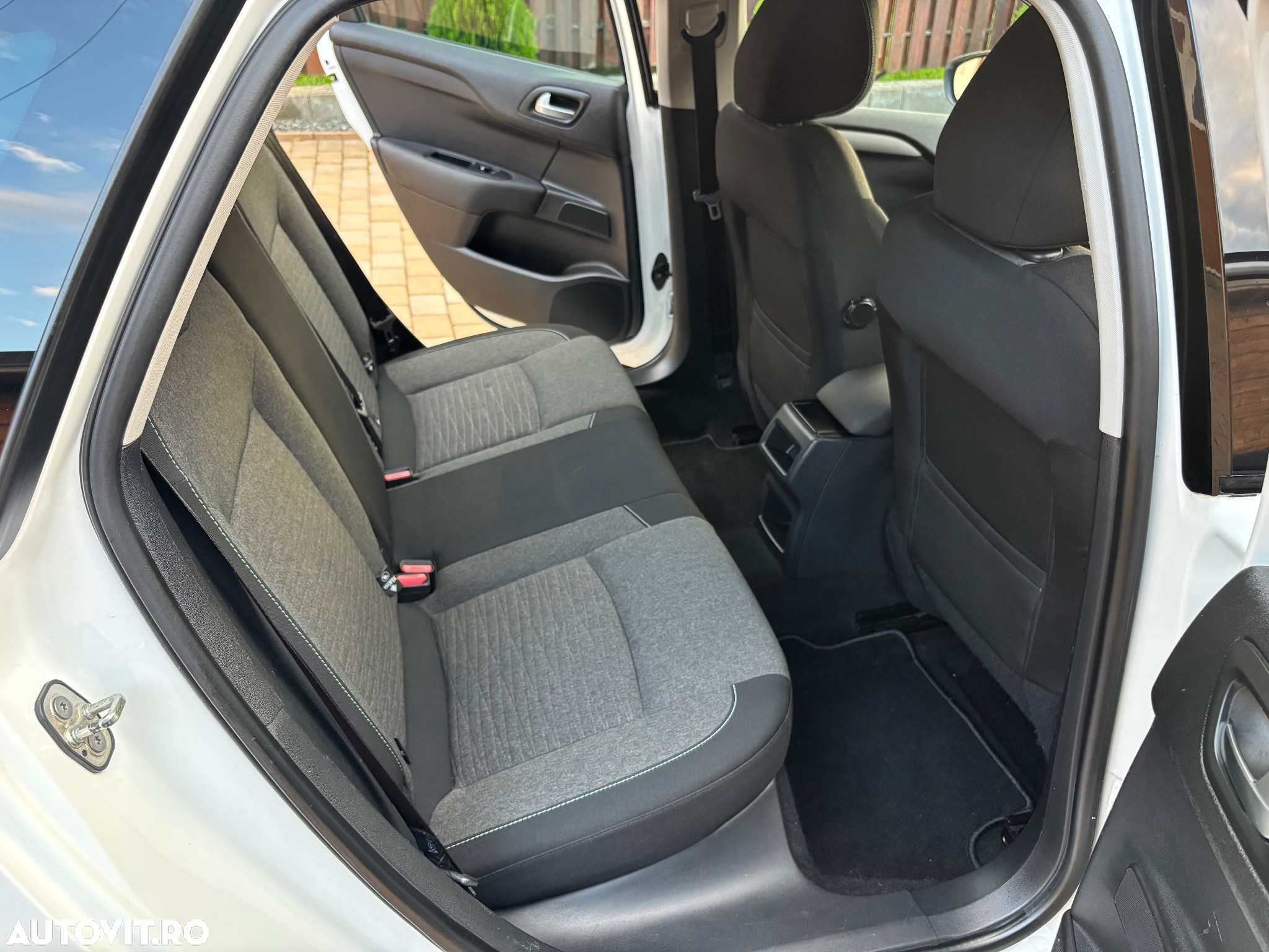 Citroën C4 PureTech 110 Selection - 9