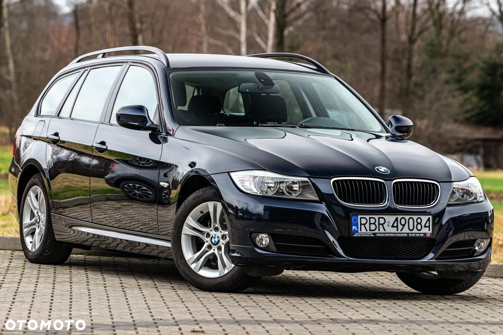 BMW Seria 3 318i - 7