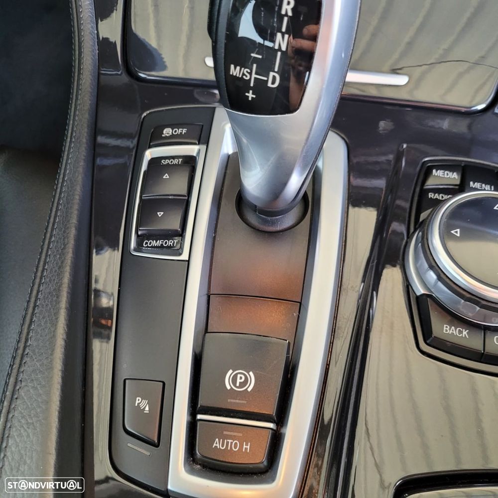 BMW 518 d Line Luxury Auto - 14