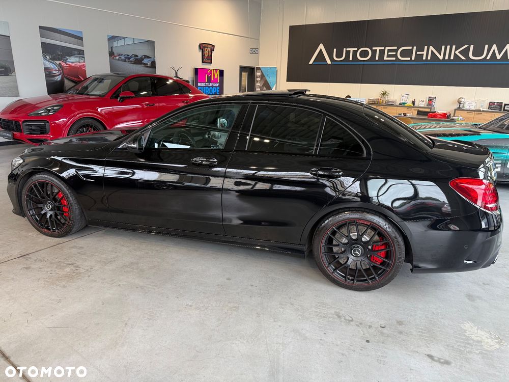 Mercedes-Benz Klasa C 63 S AMG 9G - 27