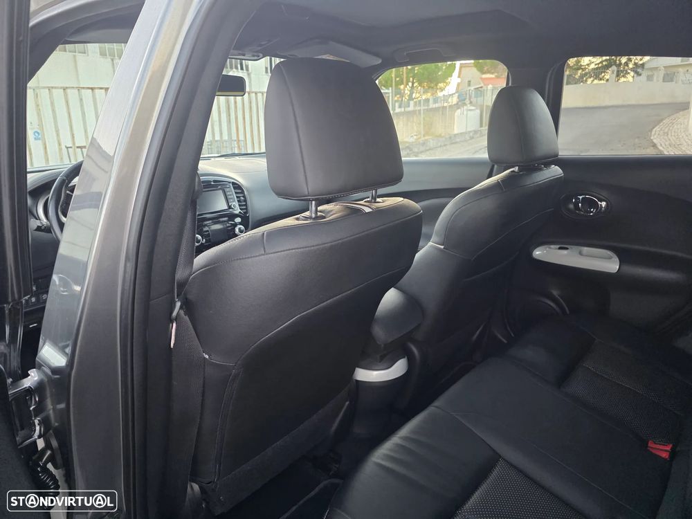 Nissan Juke 1.5 dCi N-Connecta P.Ext.1 Black Tokyo - 32