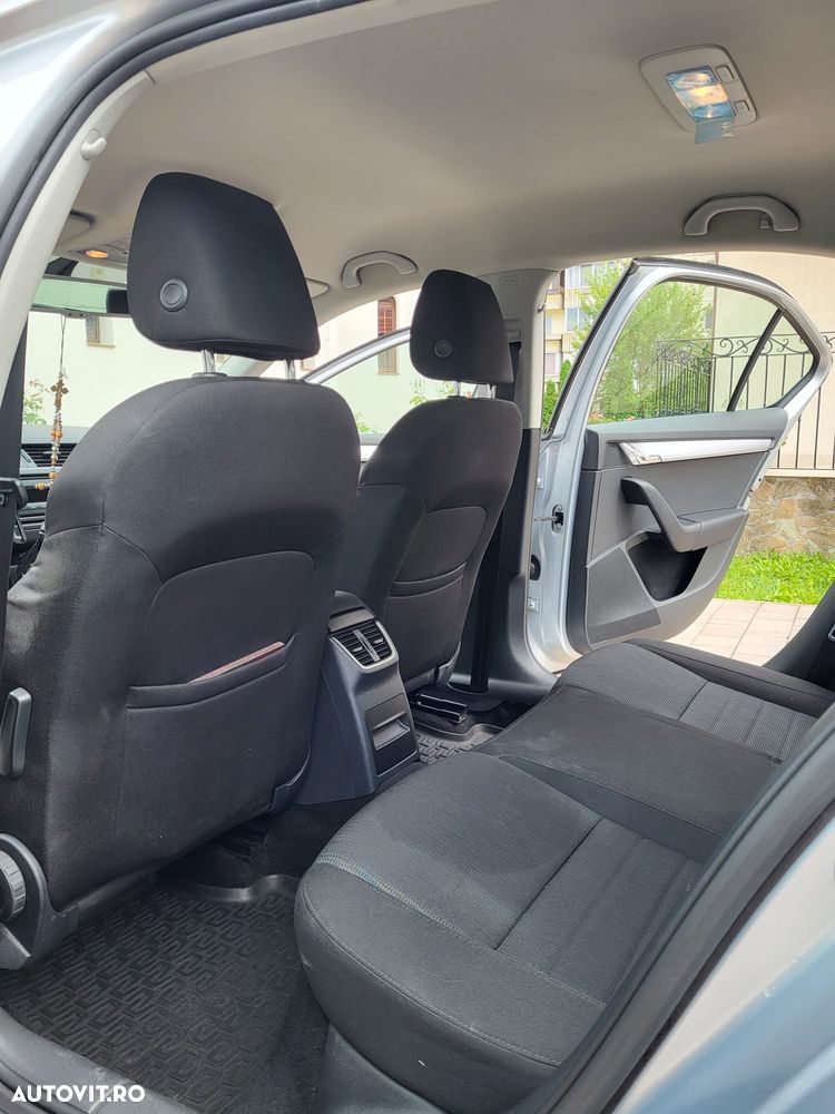 Skoda Octavia 1.2 TSI ELEGANCE - 6