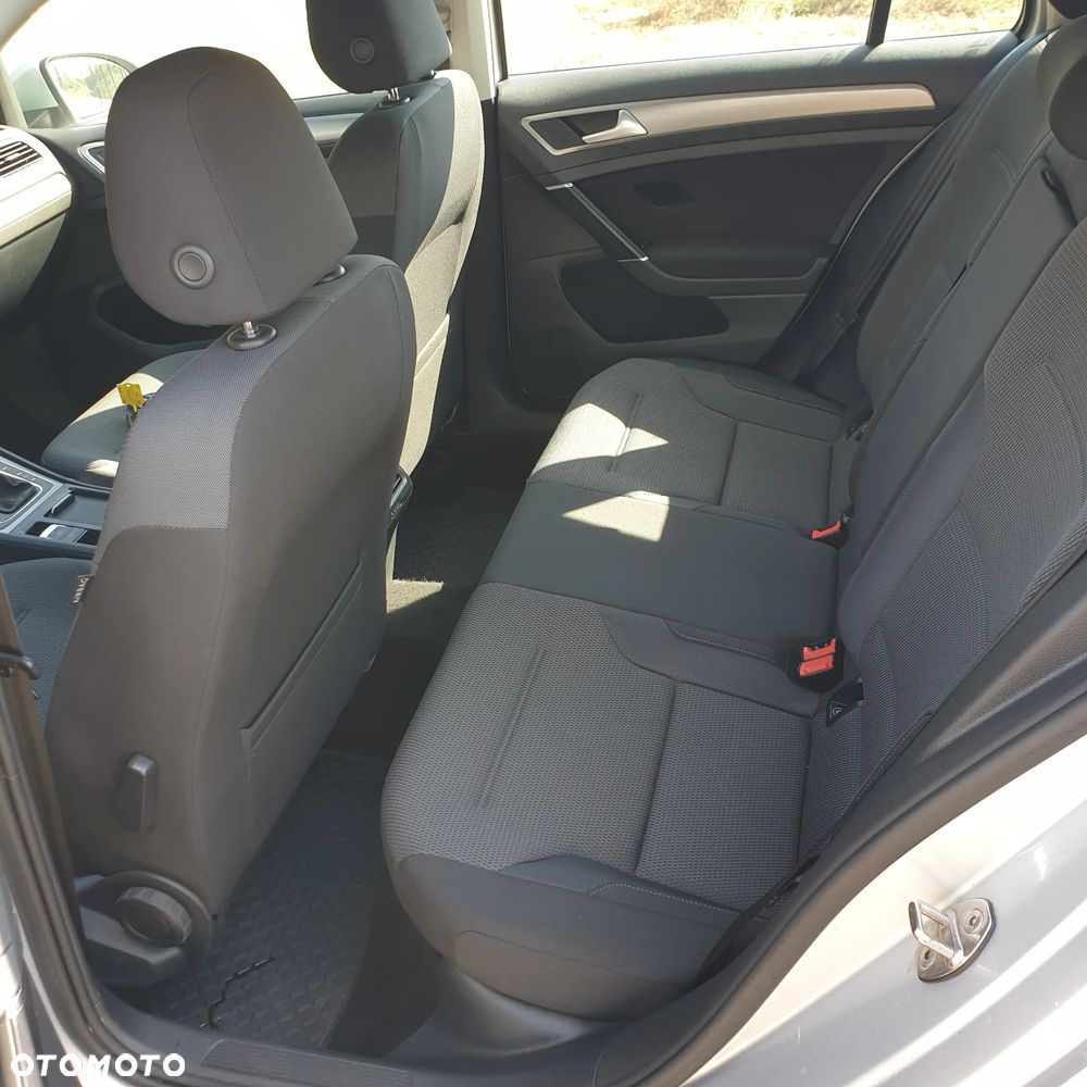 Volkswagen Golf 1.4 TSI BlueMotion Technology DSG Comfortline - 17
