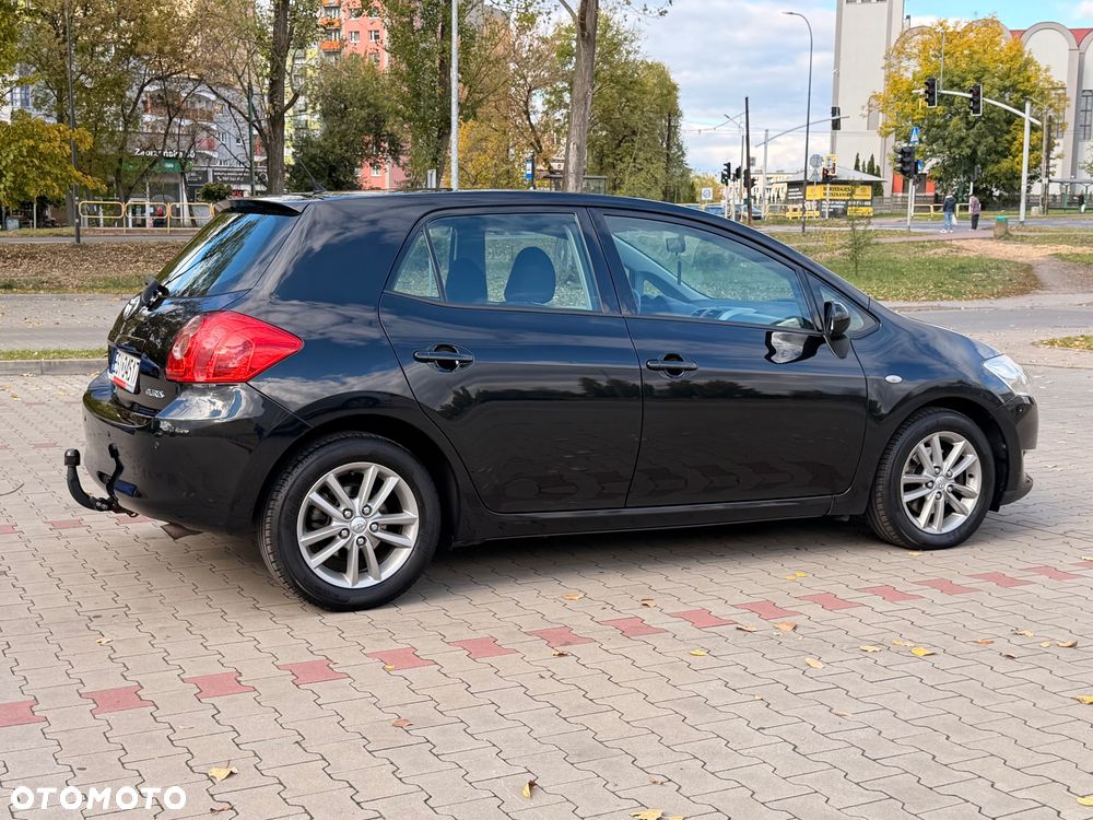 Toyota Auris - 23