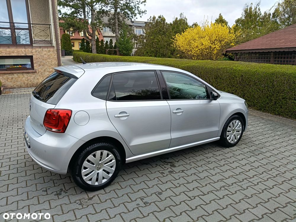 Volkswagen Polo 1.4 16V Comfortline - 25