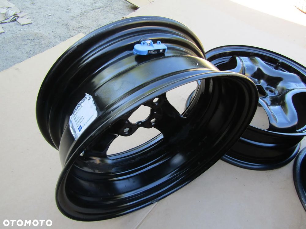 4x Felgi Stalowe 15 Opel Corsa C D E Adam Tigra Meriva Astra G H / Fiat Grande Punto Evo 6 j 4x100 ET39 piasta 56,6 mm + czujniki TPMS ORYGINALNE - 14