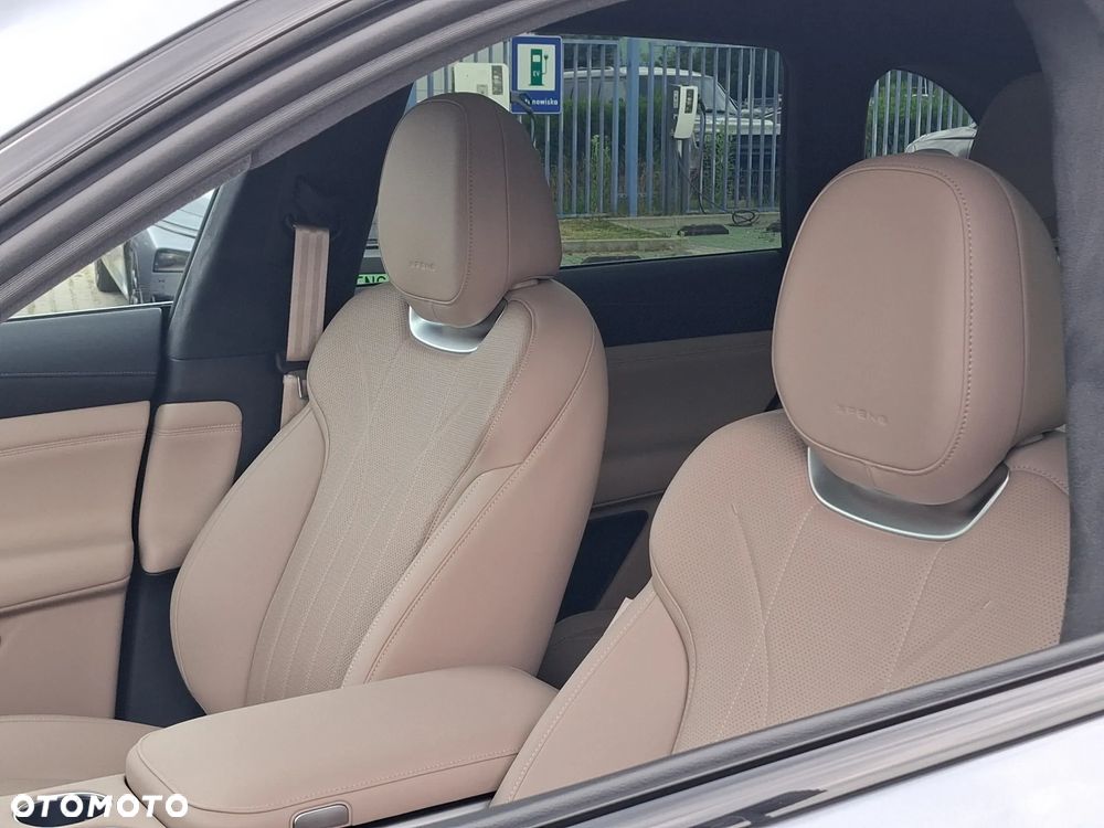 XPeng G9 94.6 kWh RWD Long Range - 17