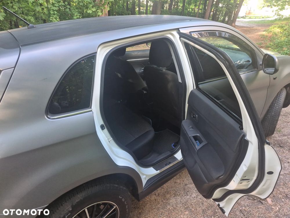 Mitsubishi ASX 1.6 Invite - 11