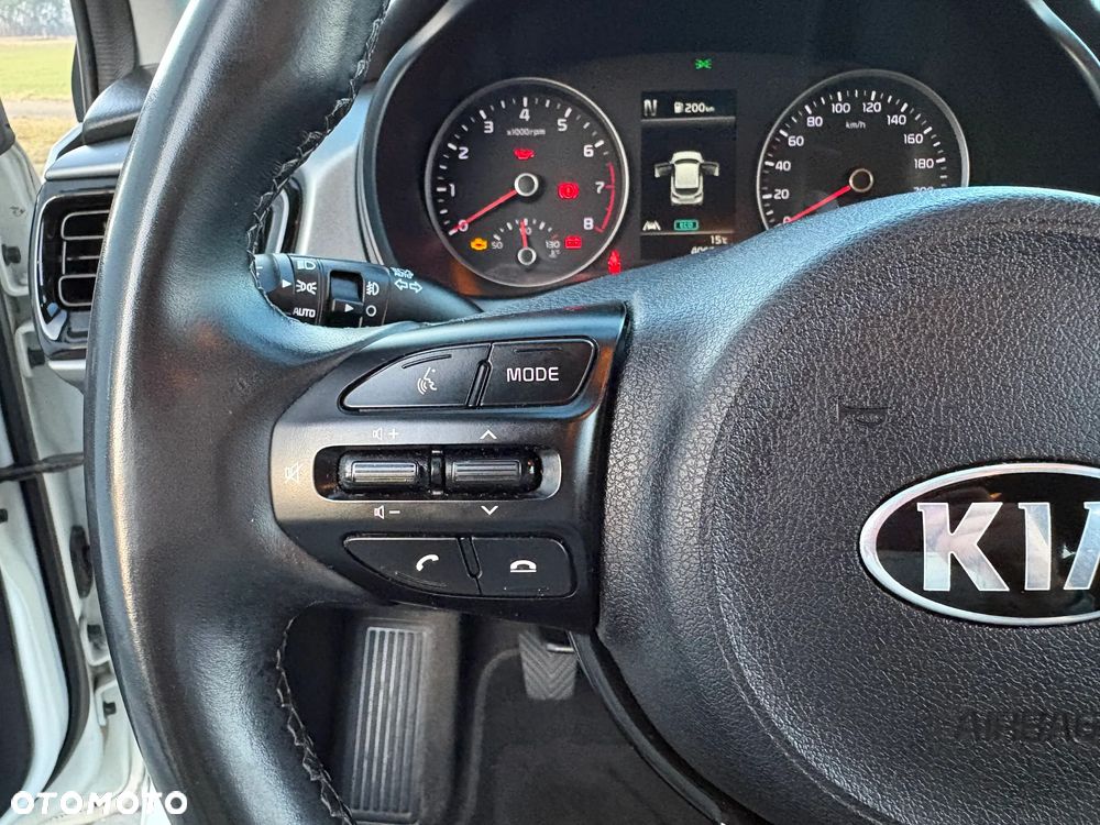 Kia Rio - 24