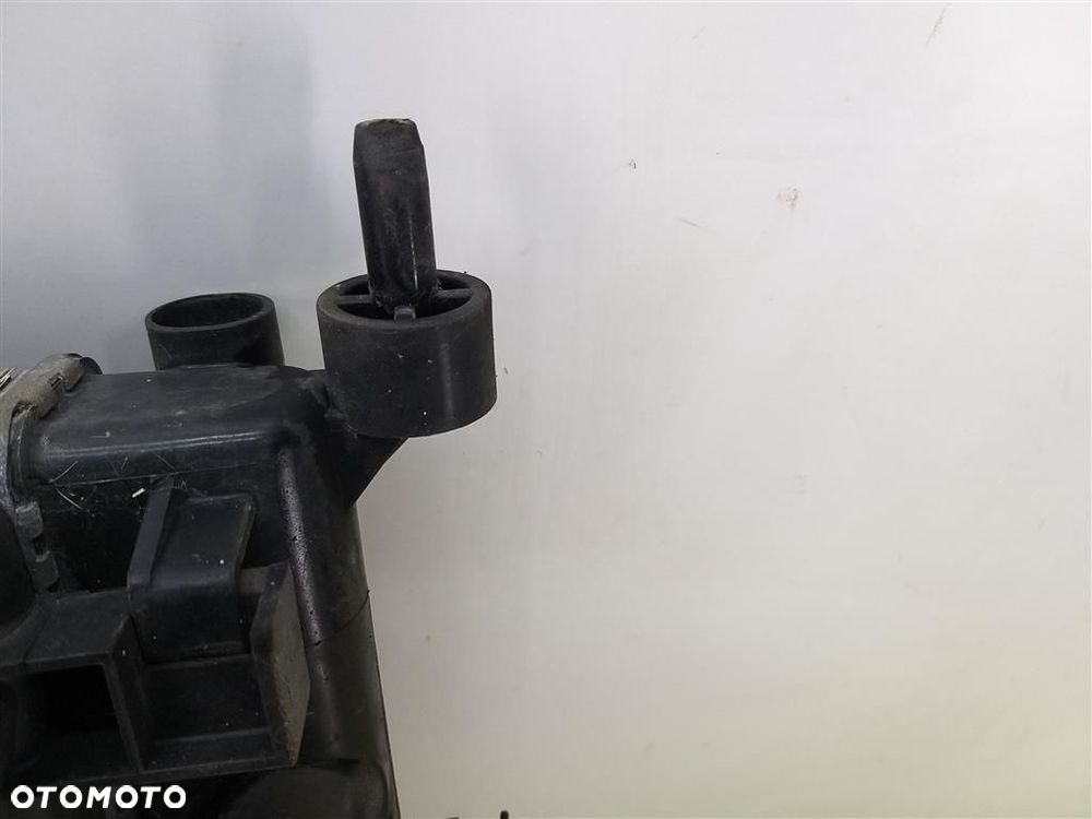 Chłodnica z wentylatorem Opel Zafira A 1.8 16V 125KM Z18XE 630041 BOSCH - 4