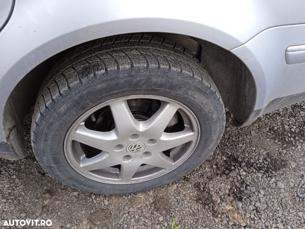 Dezmembrari  VW PASSAT B5, B5.5  1996  > 2005 2.5 TDI 4motion Motorina - 4